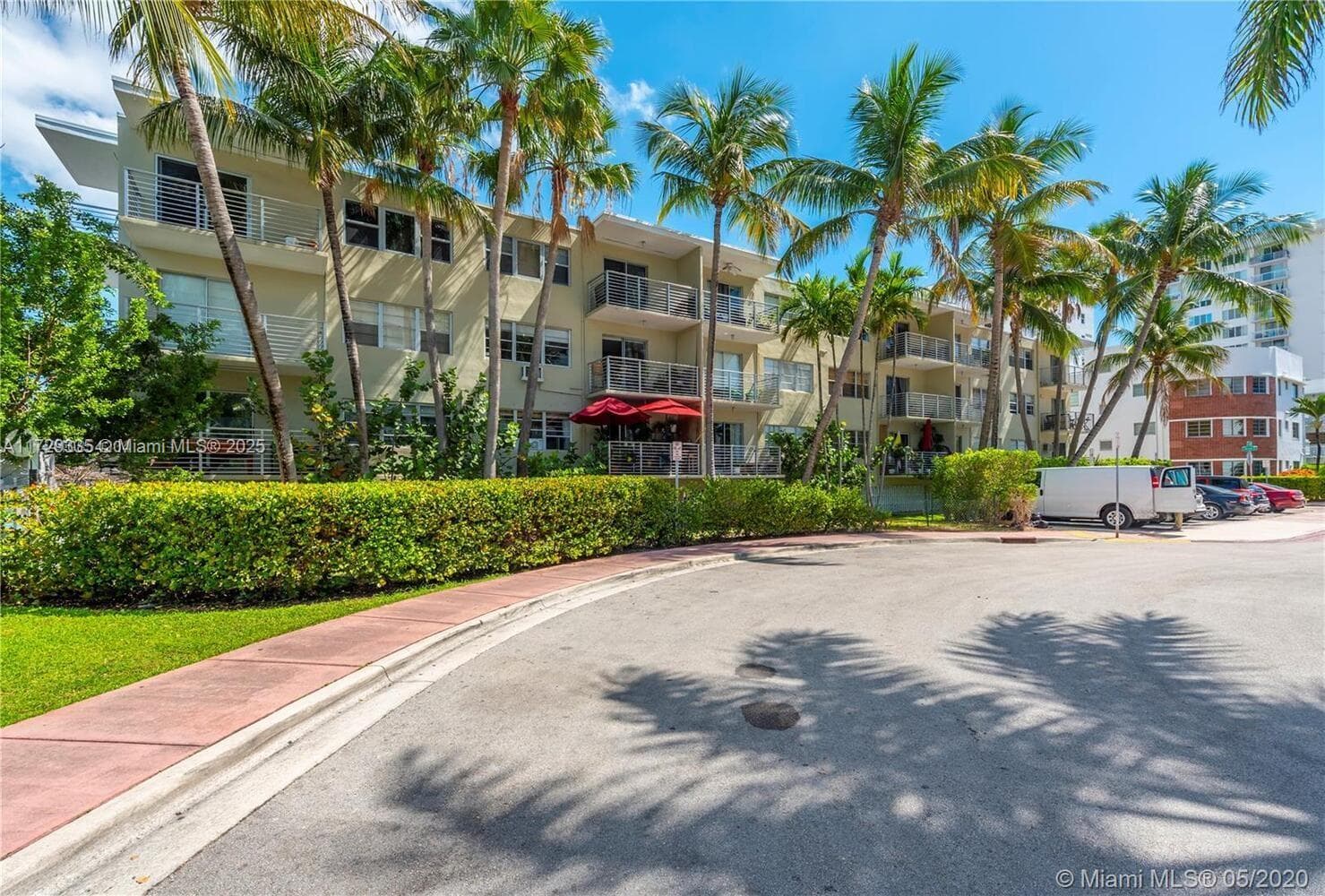 Condominium at 1441 Lincoln Rd # 414, Miami Beach FL 33139