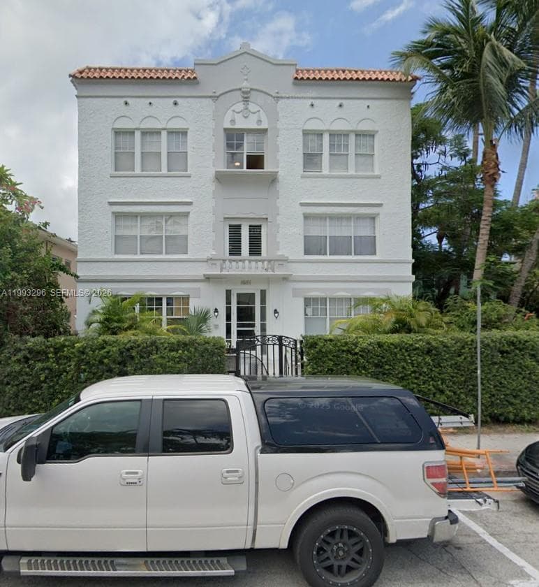 Condominium at 1611 Michigan Ave # 10, Miami Beach FL 33139