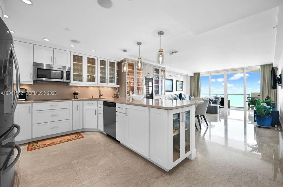 Condominium at 5601 Collins Ave # 903, Miami Beach FL 33140
