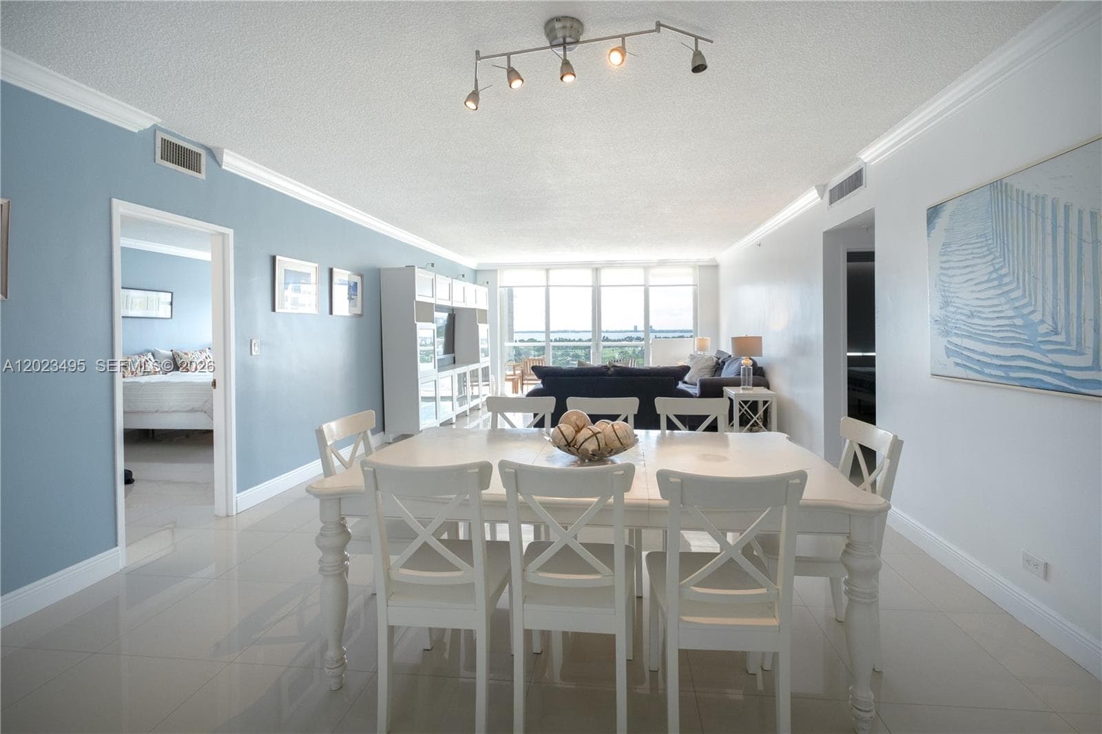 Condominium at 5601 Collins Ave # 1420, Miami Beach FL 33140