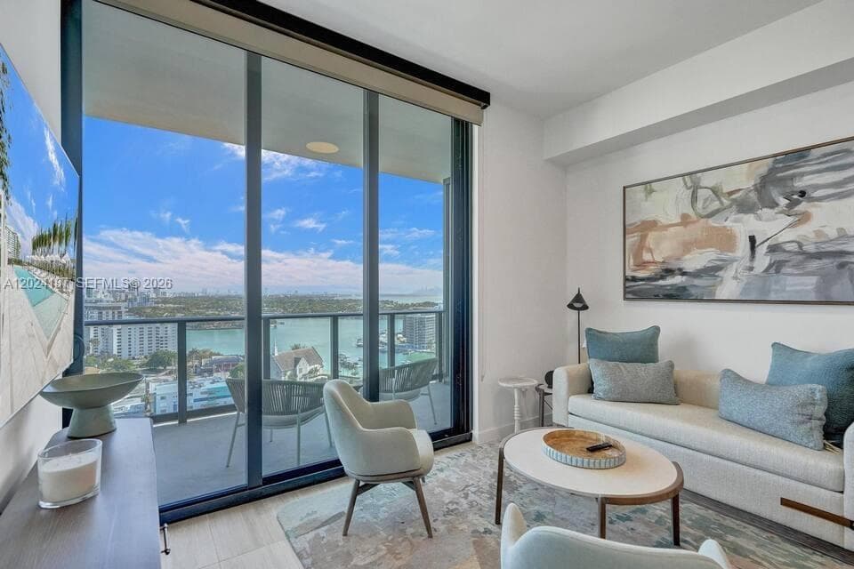 Condominium at 580 72 ST # 1804, Miami Beach 34553