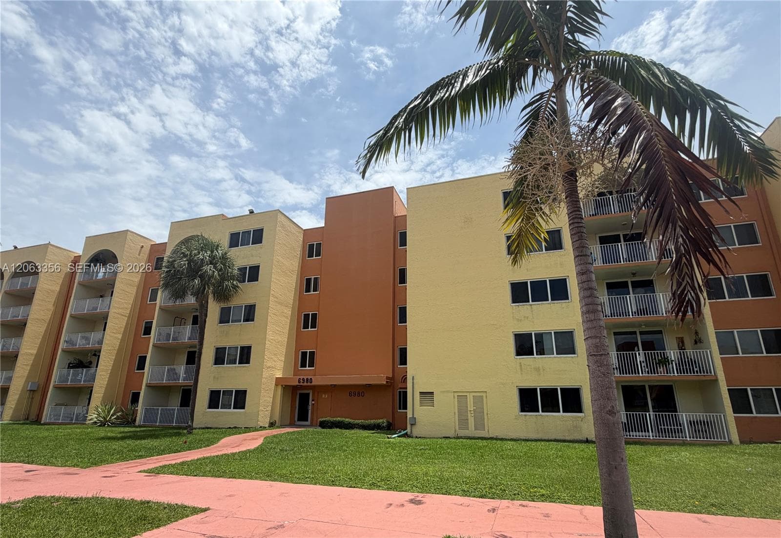 Condominium at 6980 NW 186th St # 423A, Hialeah FL 33015