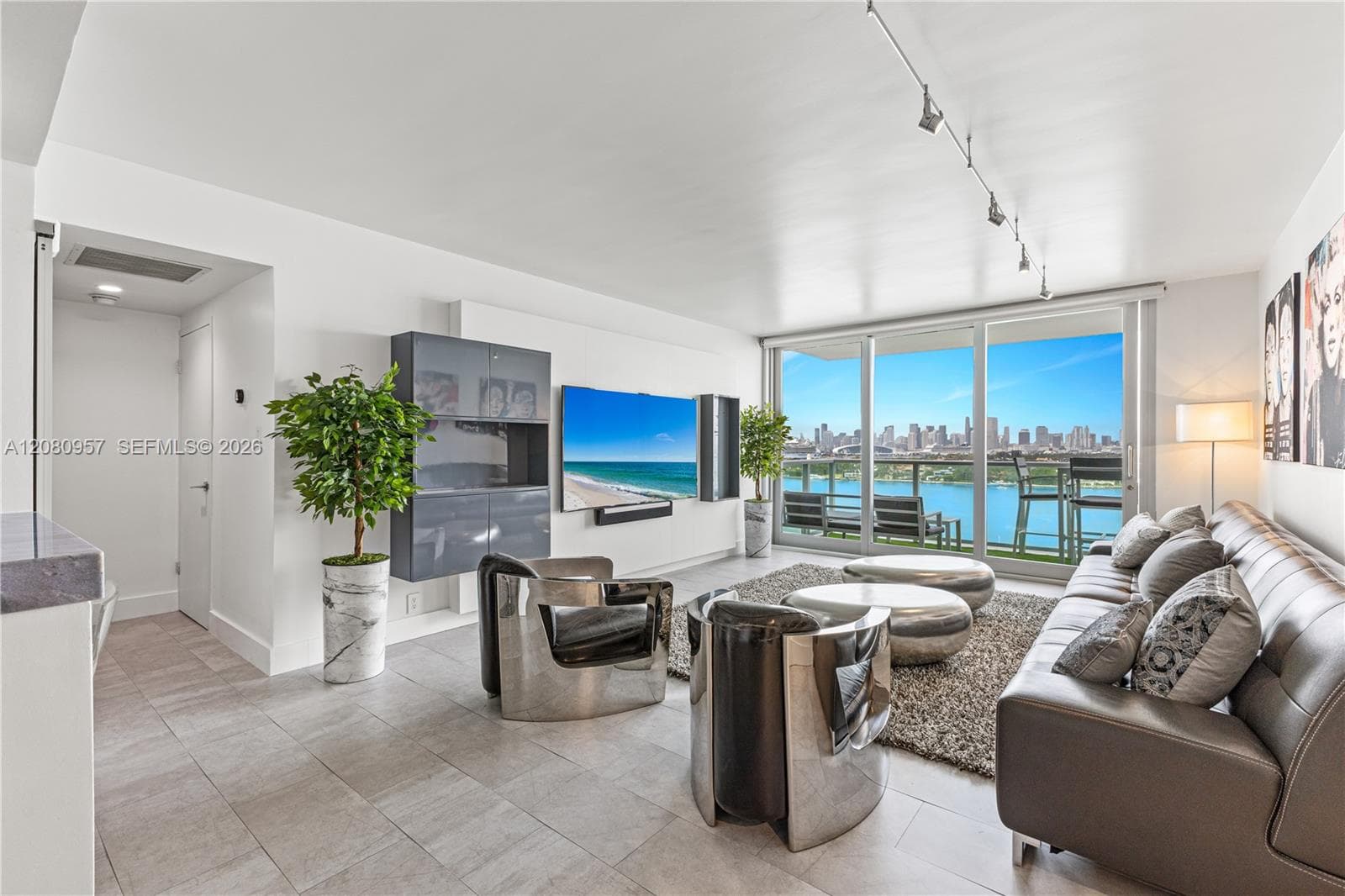Condominium at 1000 West Ave # 1518, Miami Beach FL 33139