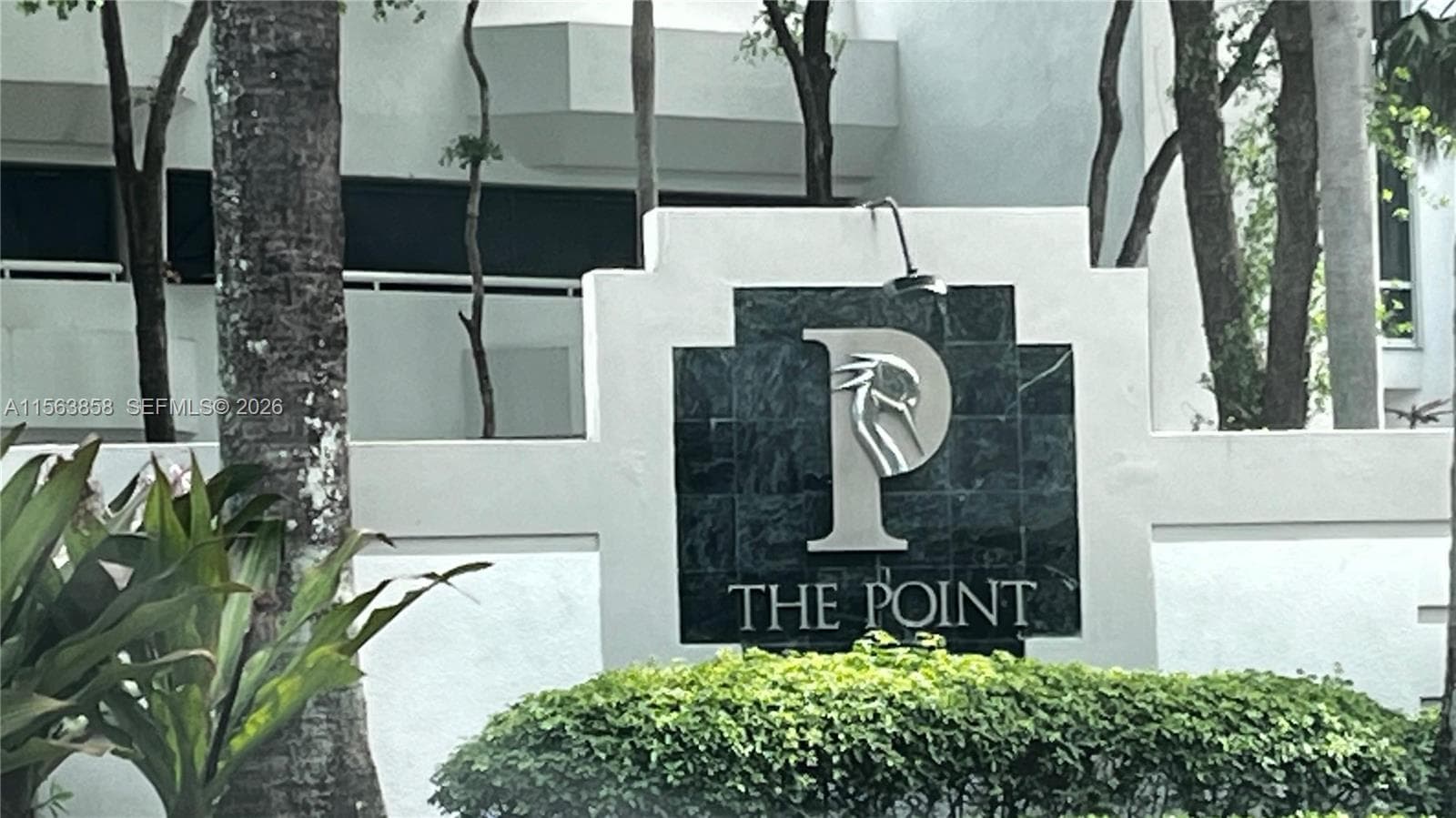 Condominium at 21205 Yacht Club Dr, Aventura FL 33180