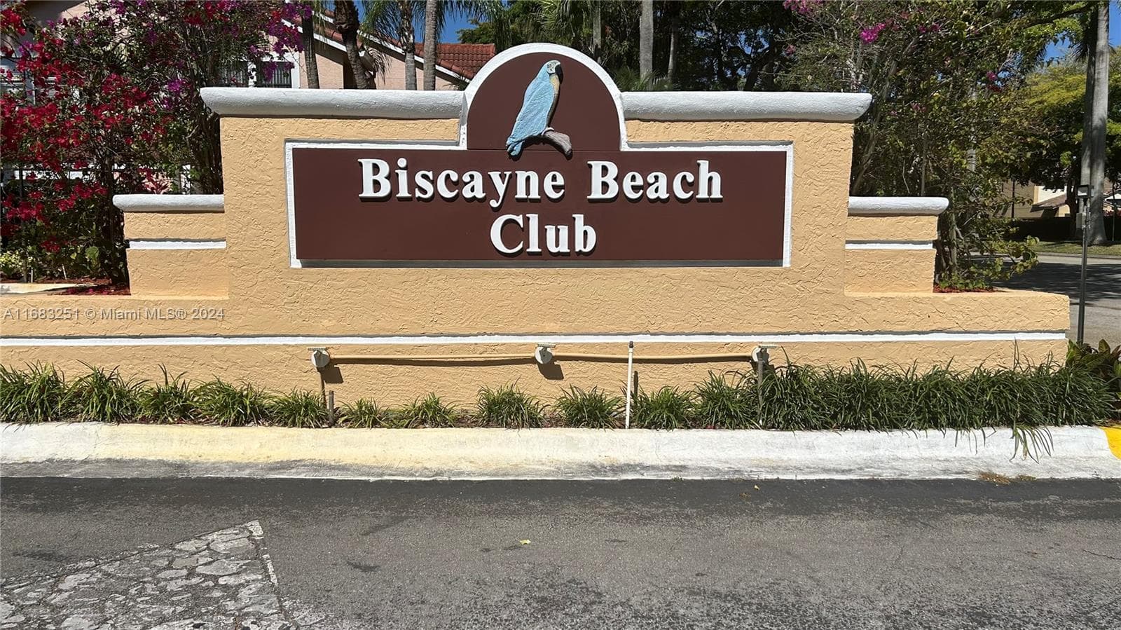 Condominium at 15551 SW 104th Ter # 828, Miami FL 33196