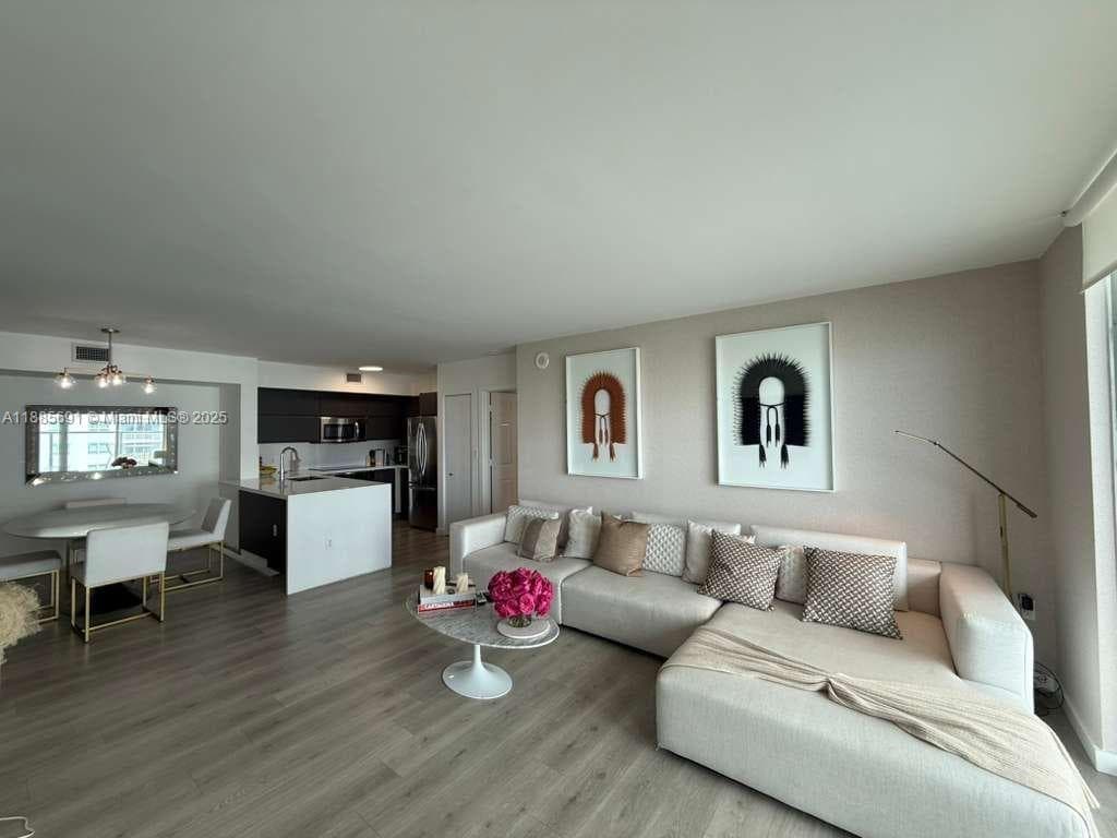 Condominium at 1155 Brickell Bay Dr # 1408, Miami FL 33131