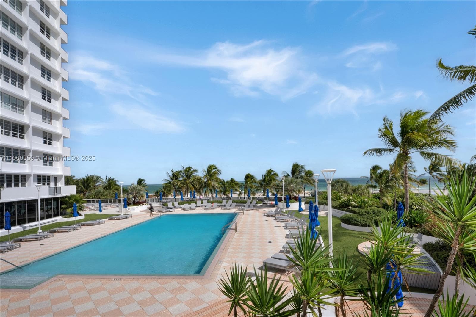 Condominium at 100 Lincoln Rd # 607, Miami Beach FL 33139