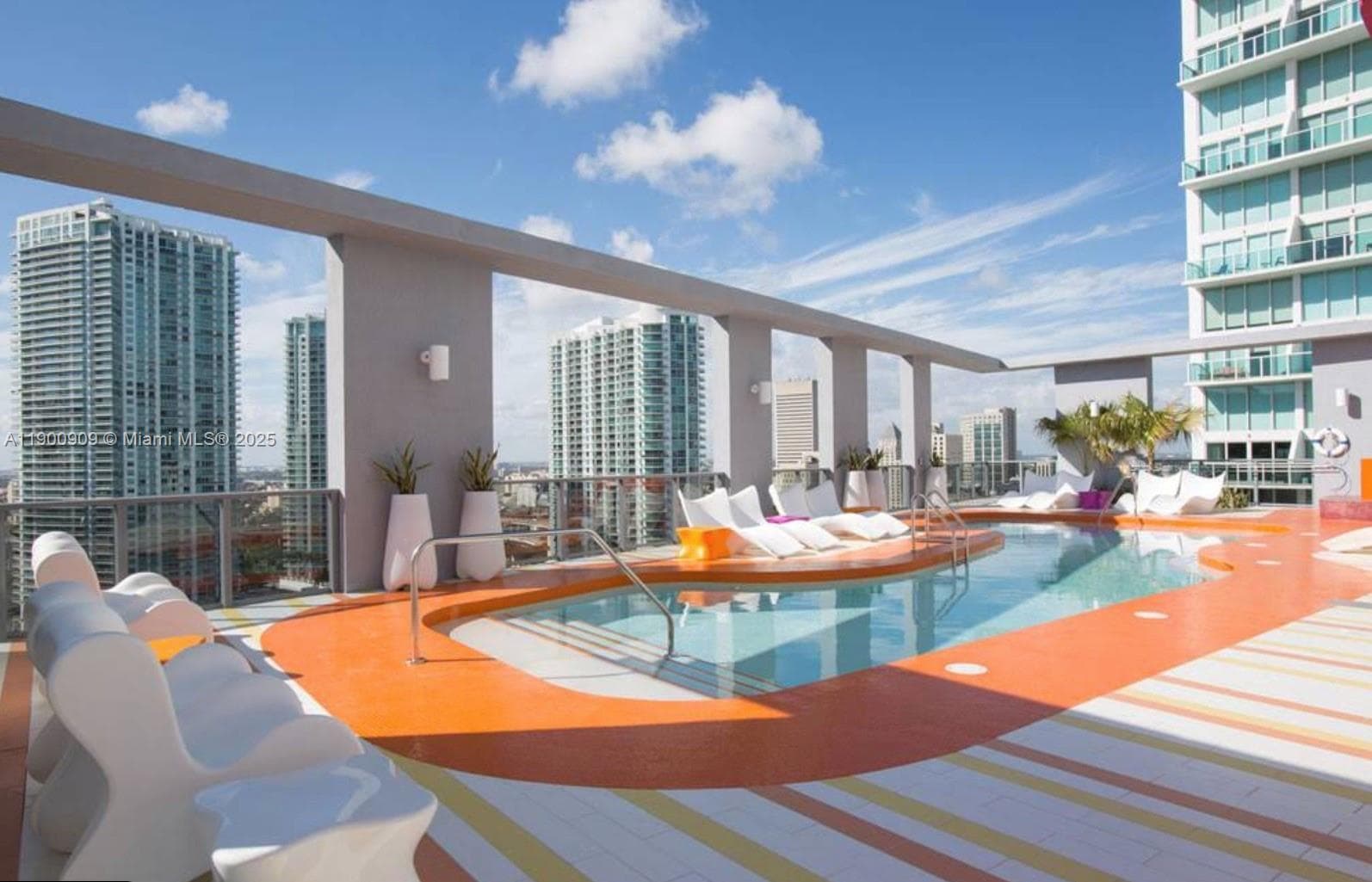 Condominium at 31 SE 6th St # 2508, Miami FL 33131