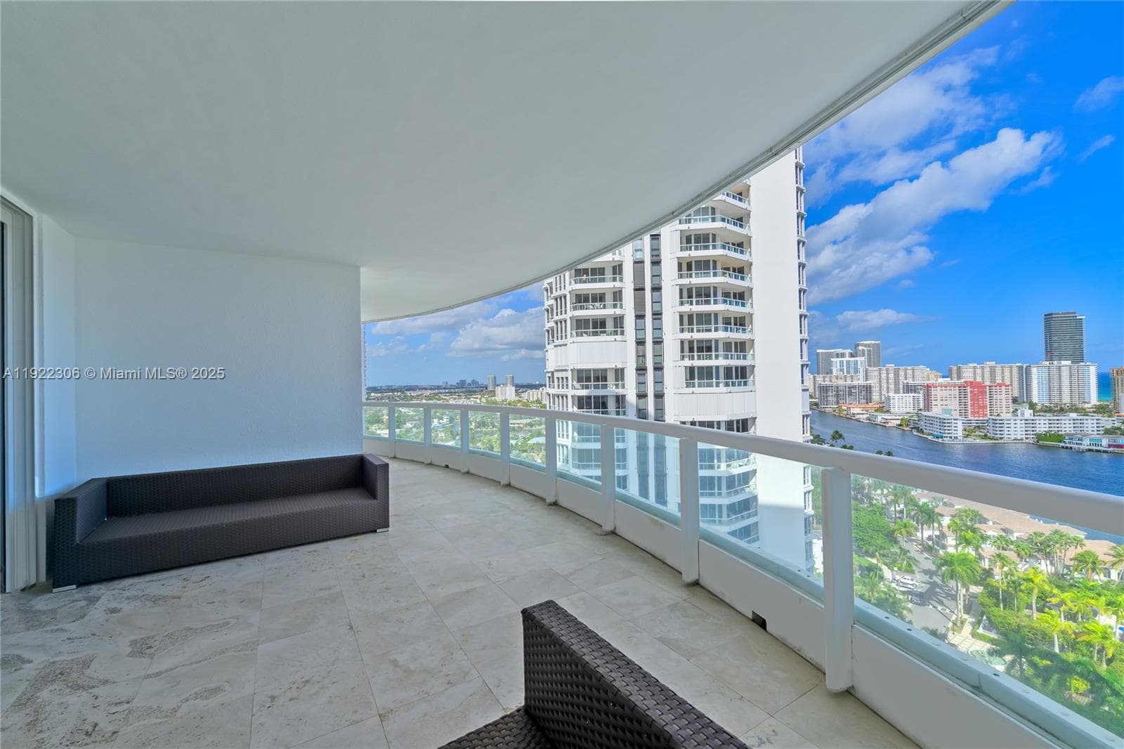 Condominium at 21050 Point Pl # 2001, Aventura FL 33180