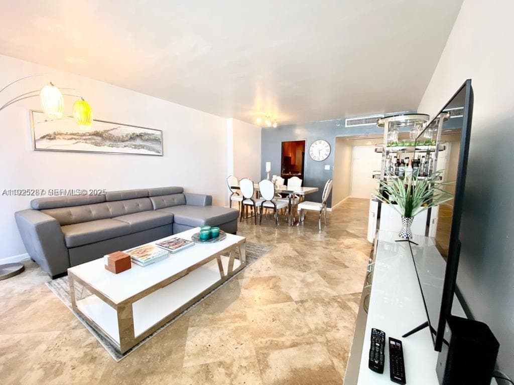 Condominium at 100 Lincoln Rd # 608, Miami Beach FL 33139