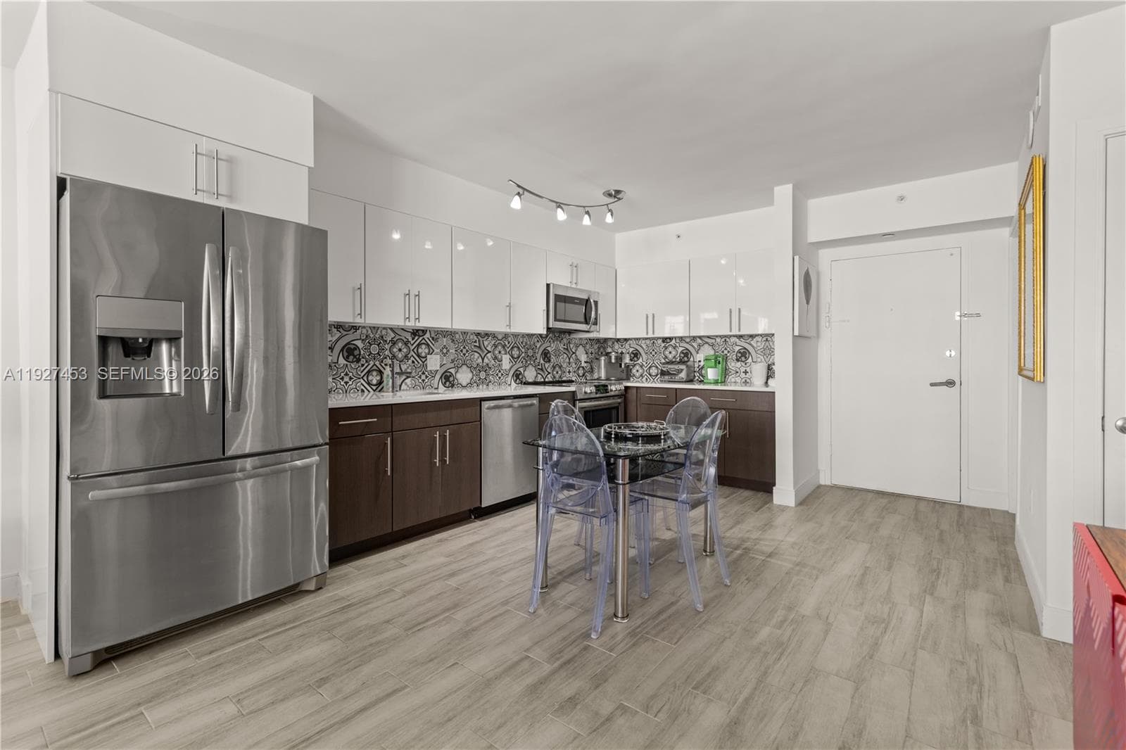 Condominium at 100 Lincoln Rd # 643, Miami Beach FL 33139