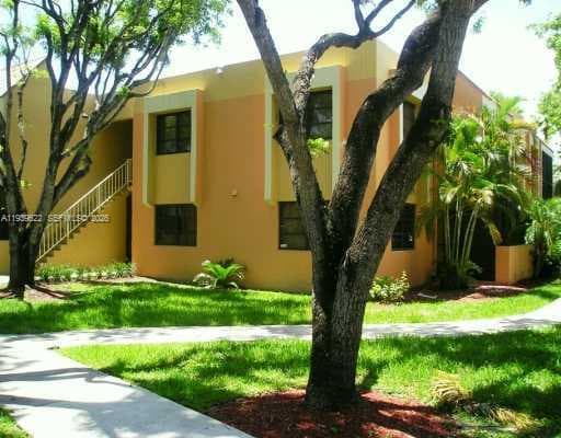 Condominium at 7961 SW 104 ST # B, Miami FL 33156