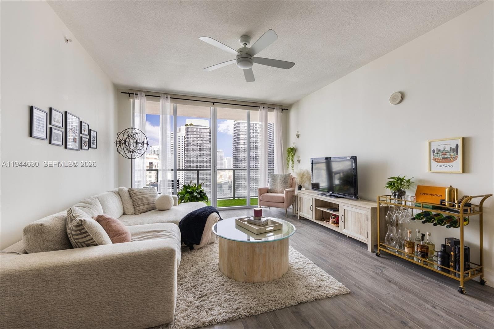 Condominium at 1111 SW 1st Ave, Miami FL 33130