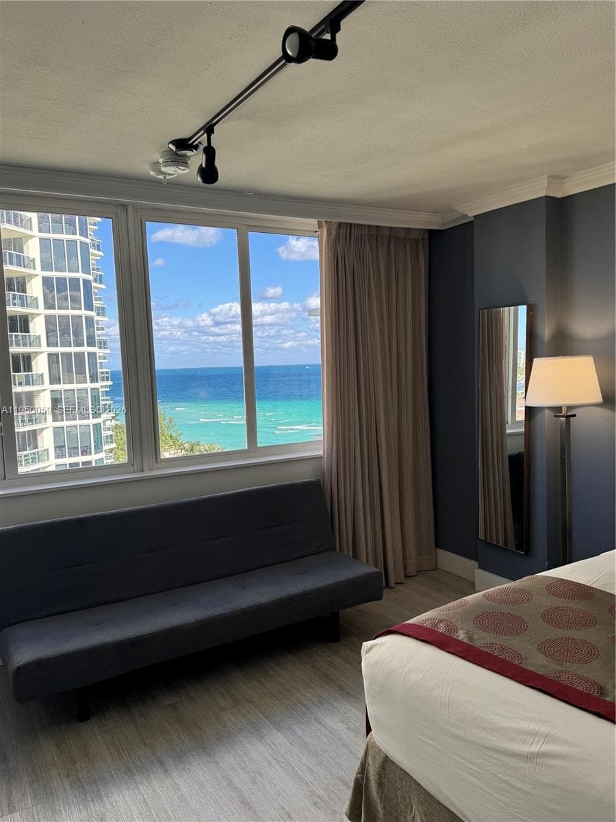 Condominium at 19201 Collins Ave # 1018, Sunny Isles Beach FL 33160
