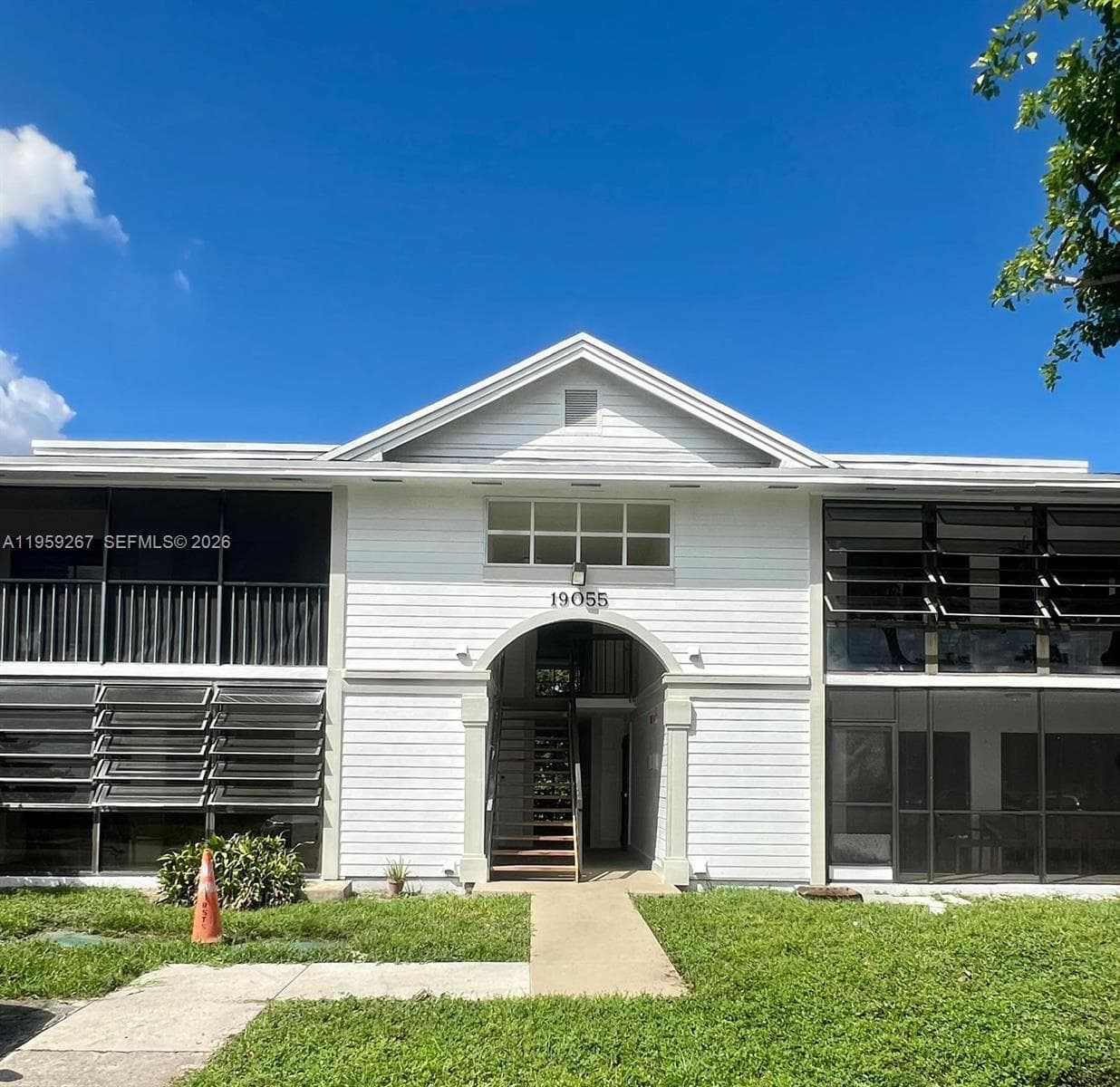 Dockominium at 19055 NW 62nd Ave # 102, Hialeah FL 33015