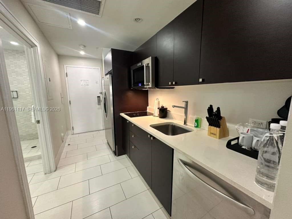 Condominium at 5300 NW 87th Ave # 910, Doral FL 33178
