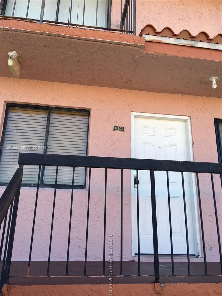 Condominium at 2162 W 60th St # 14208, Hialeah FL 33016