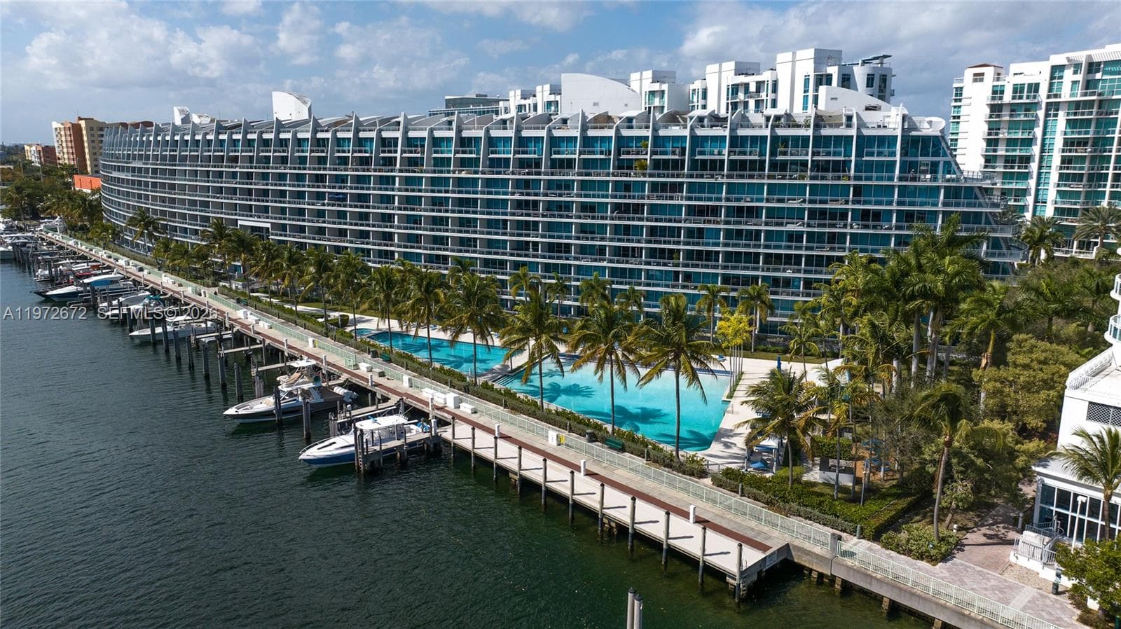Condominium at 2950 NE 188th St # 534, Aventura FL 33180