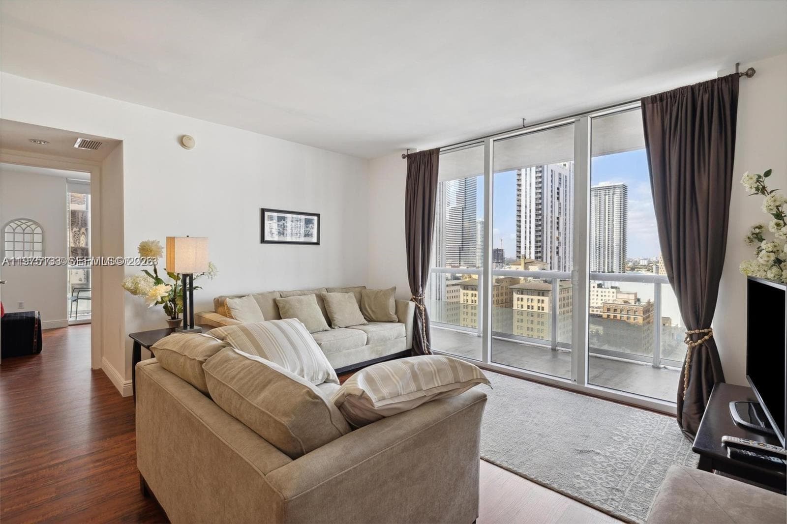 Condominium at 50 Biscayne Blvd # 2111, Miami FL 33132