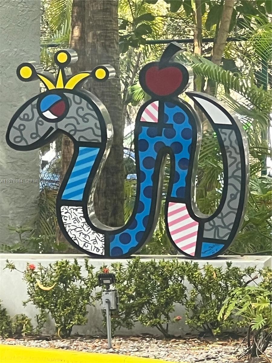 Condominium at 850 N Miami Ave # 1806, Miami FL 33136