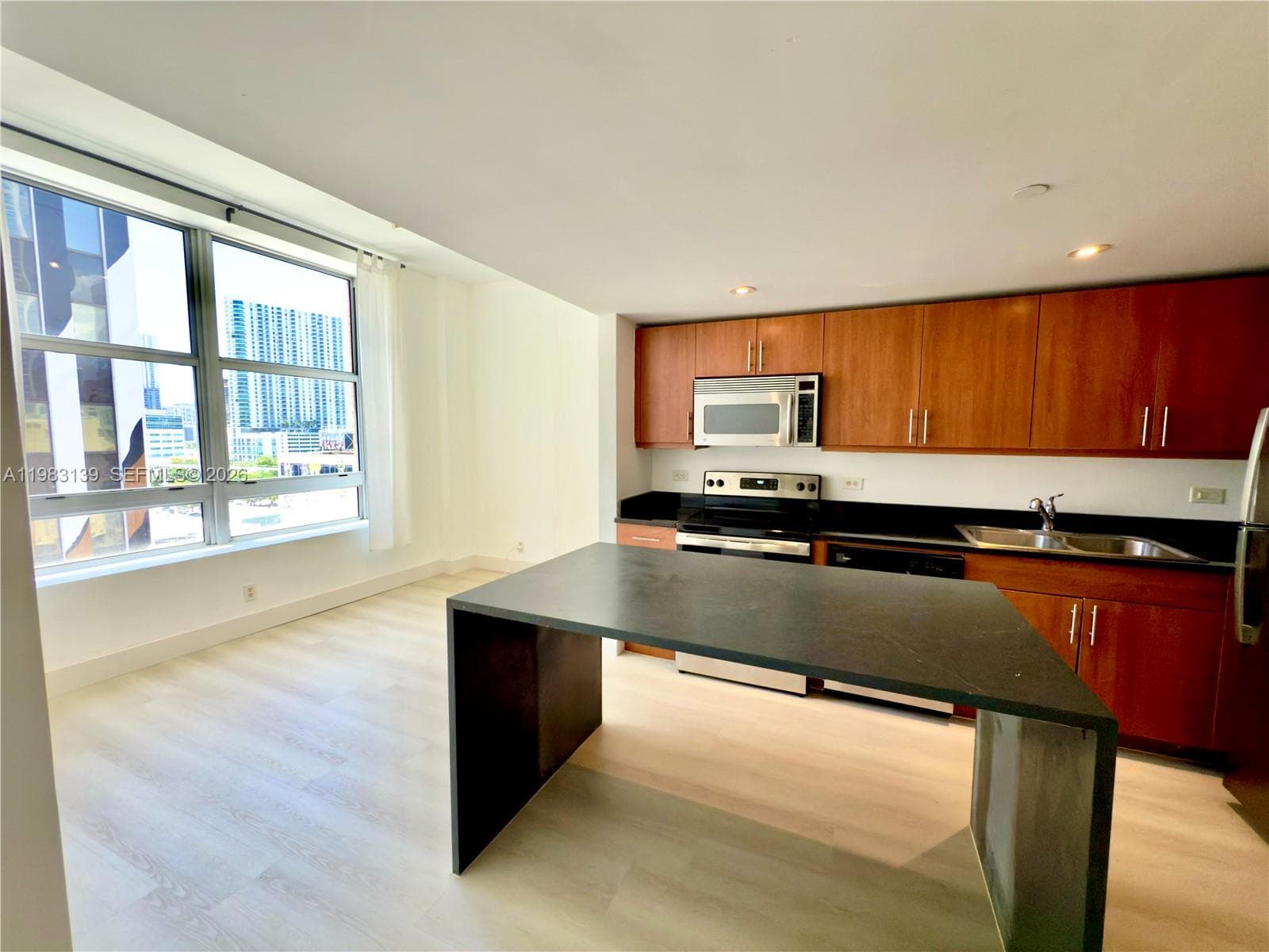 Condominium at 111 E Flagler St # 805, Miami FL 33131