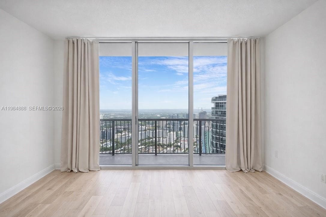 Condominium at 1750 N Bayshore Dr # 3811, Miami FL 33132