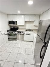 Condominium at 16950 W Dixie Hwy A128 Hwy # A128, North Miami Beach FL 33160