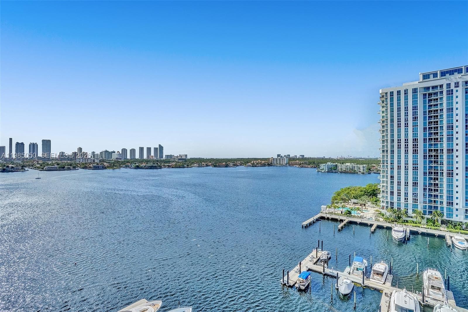 Condominium at 17301 Biscayne Blvd # 1207, North Miami Beach FL 33160