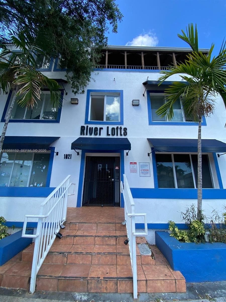 Condominium at 1021 NW 3rd st # 305, Miami FL 33128