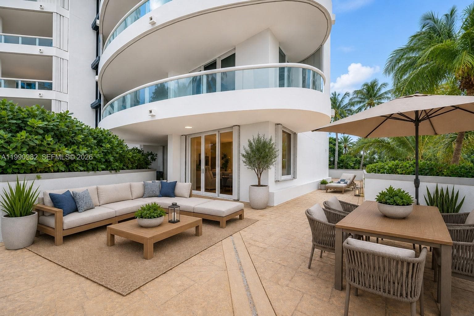 Condominium at 21050 Point Pl # 401, Aventura FL 33180