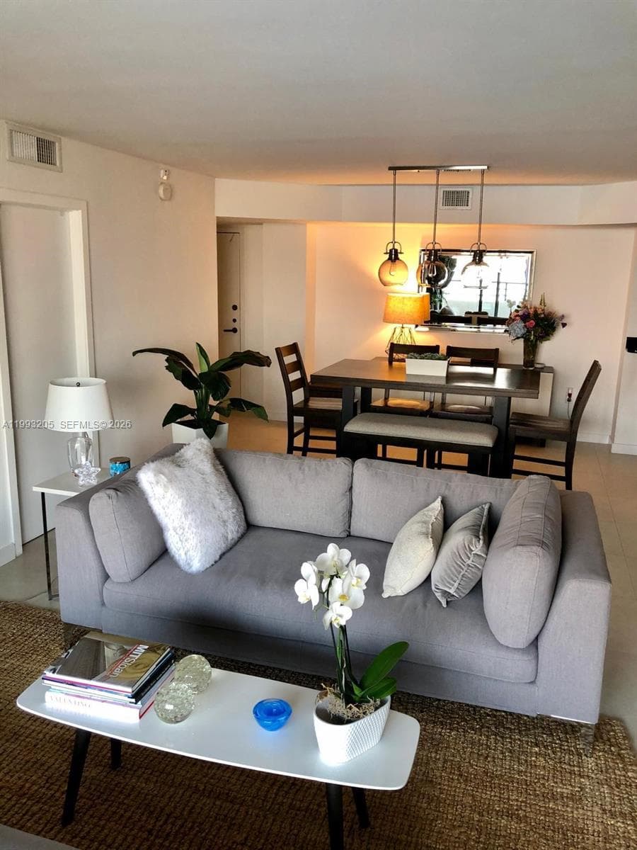 Condominium at 2333 Brickell Ave, Miami FL 33129