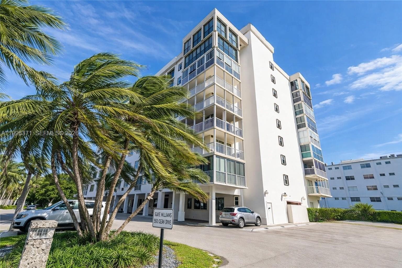 Condominium at 550 Ocean Drive # 3H, Key Biscayne FL 33149