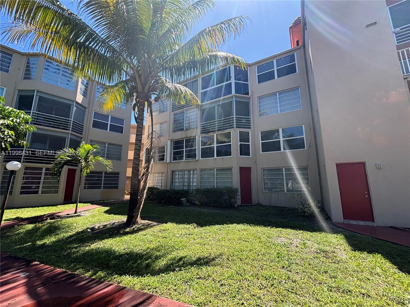 Condominium at 1501 NE 191st St # C211, Miami FL 33179