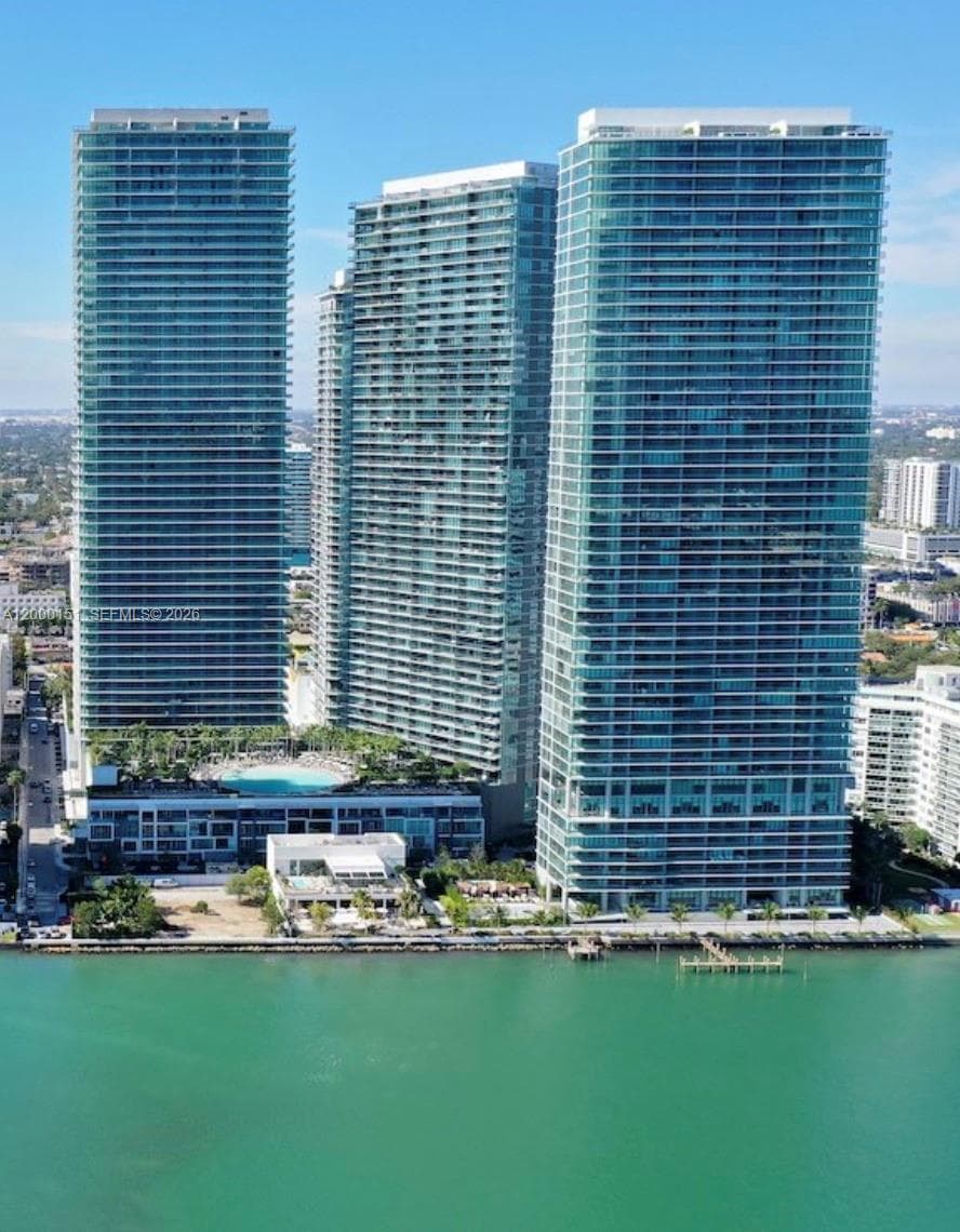 Condominium at 650 NE 32 street # 1805, Miami FL 33137