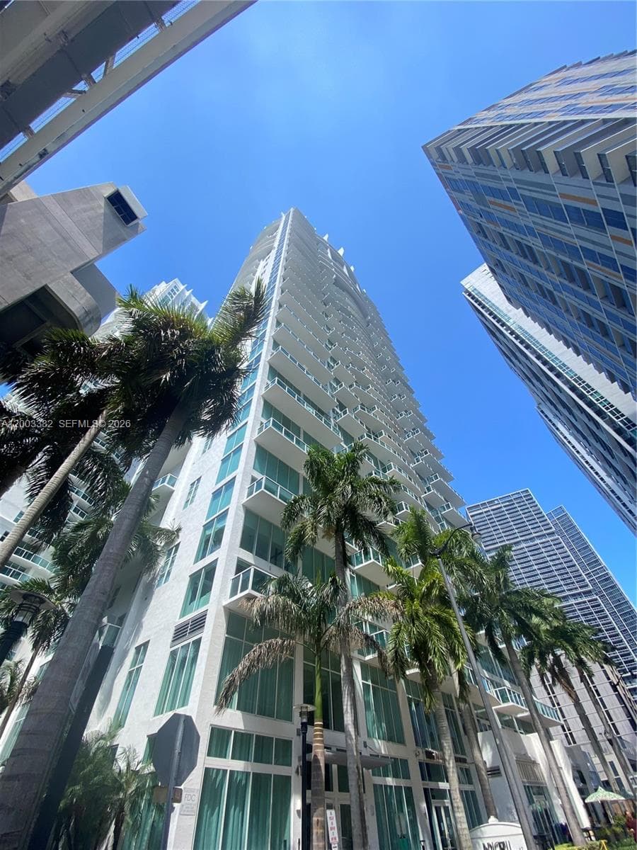 Condominium at 41 SE 5th St # 1108, Miami FL 33131