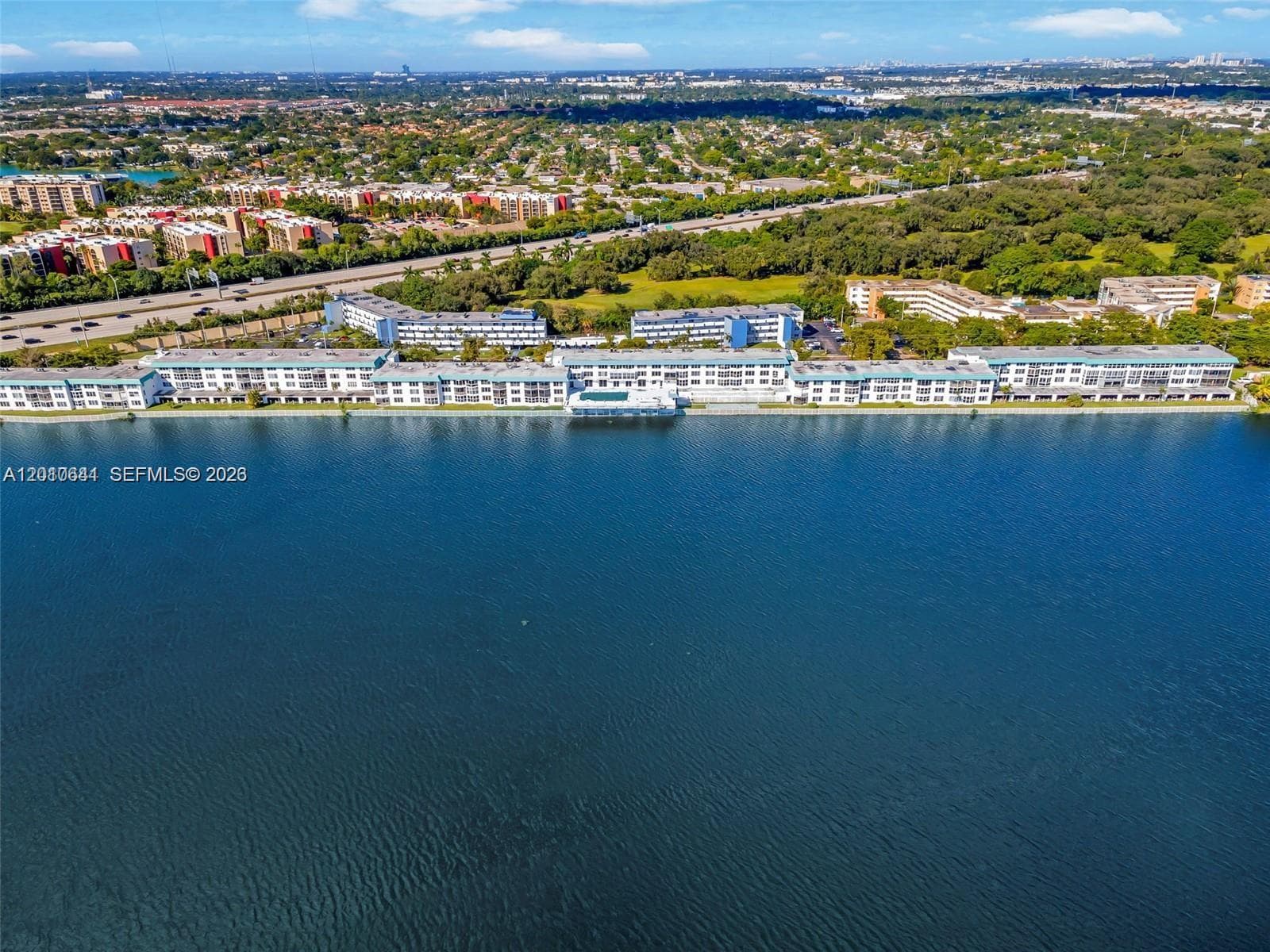 Condominium at Miami, FL, 33179