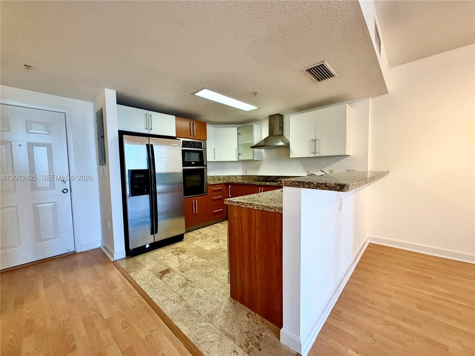 Condominium at 170 SE 14th St # 2906, Miami FL 33131