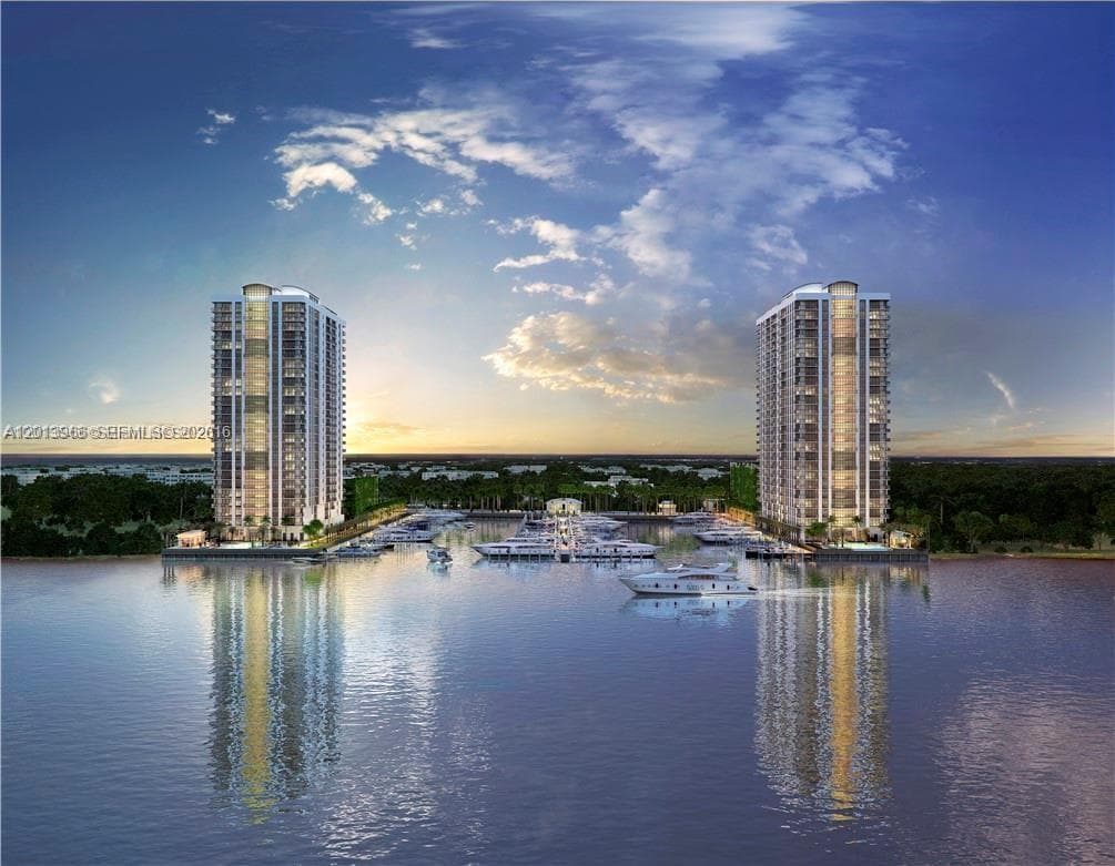 Condominium at North Miami Beach, FL, 33160