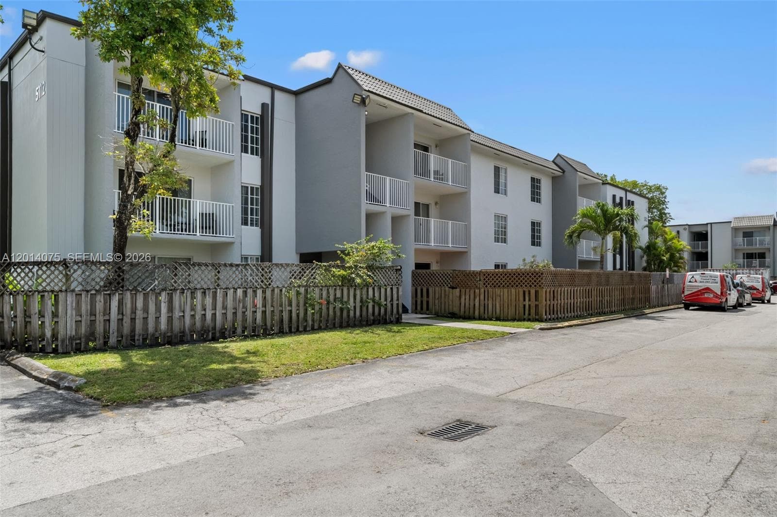 Condominium at 5112 NW 79th Ave # 204, Doral FL 33166