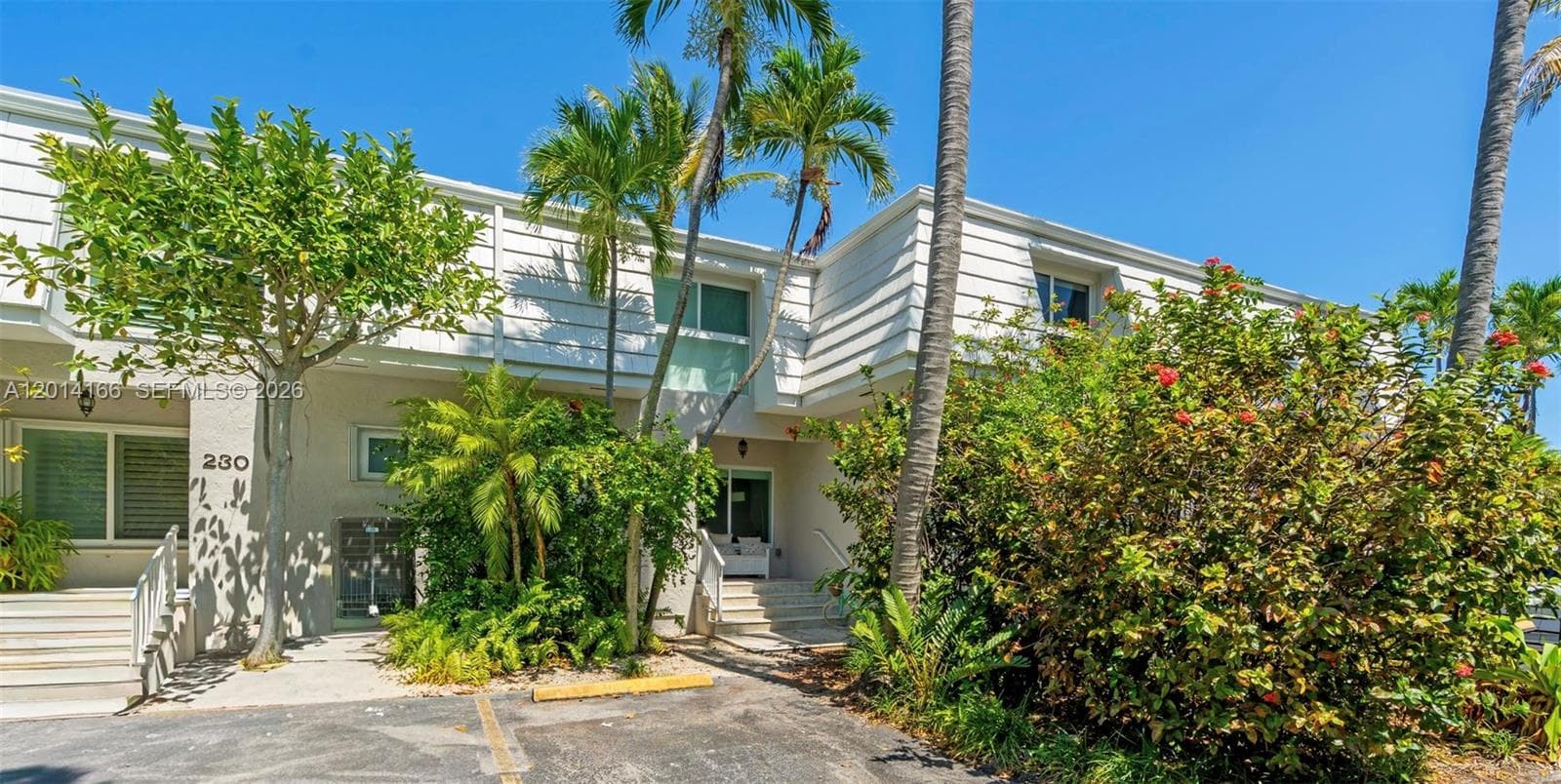 Townhouse at 232 Sea View Dr # 108, Key Biscayne FL 33149