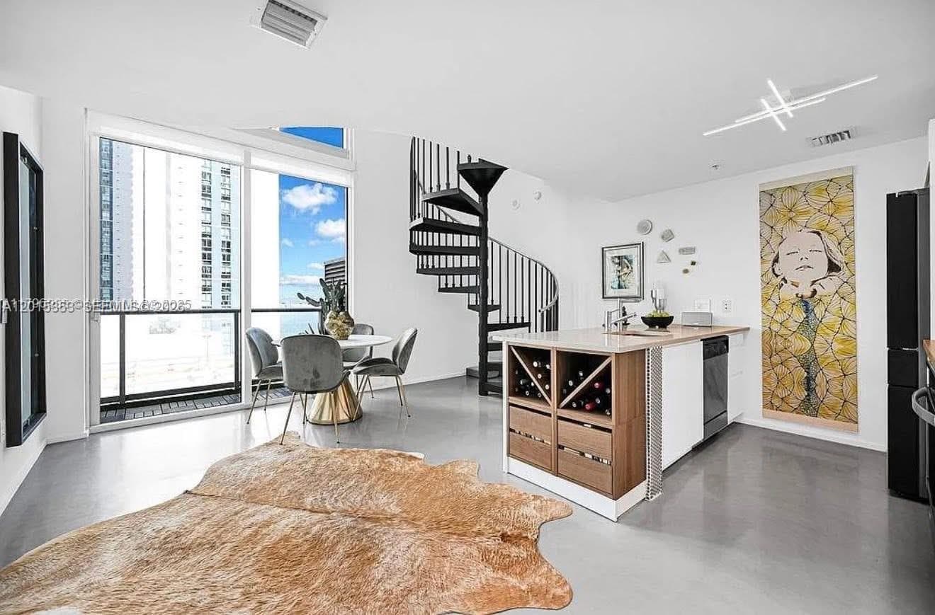 Condominium at 300 S Biscayne Blvd # 1232, Miami FL 33131