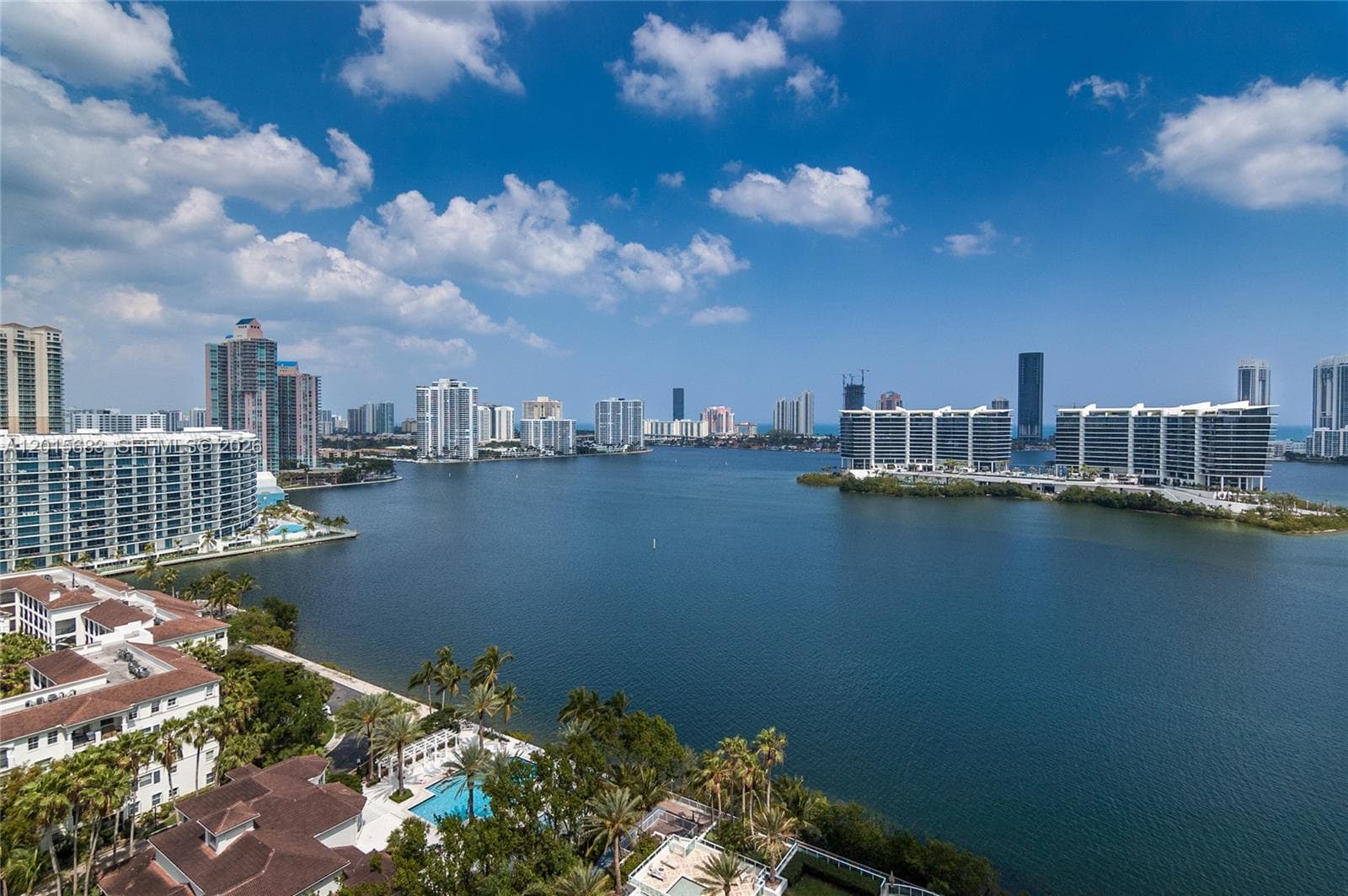 Condominium at Aventura, FL, 33160