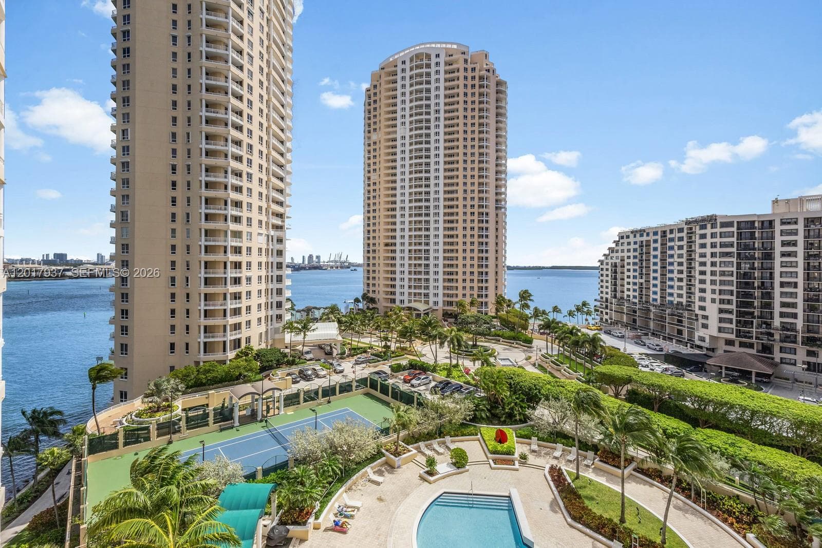 Condominium at 888 Brickell Key Dr # 1207, Miami FL 33131