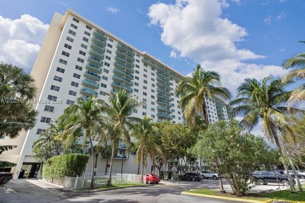 Condominium at 19390 Collins Ave # 817, Sunny Isles Beach FL 33160