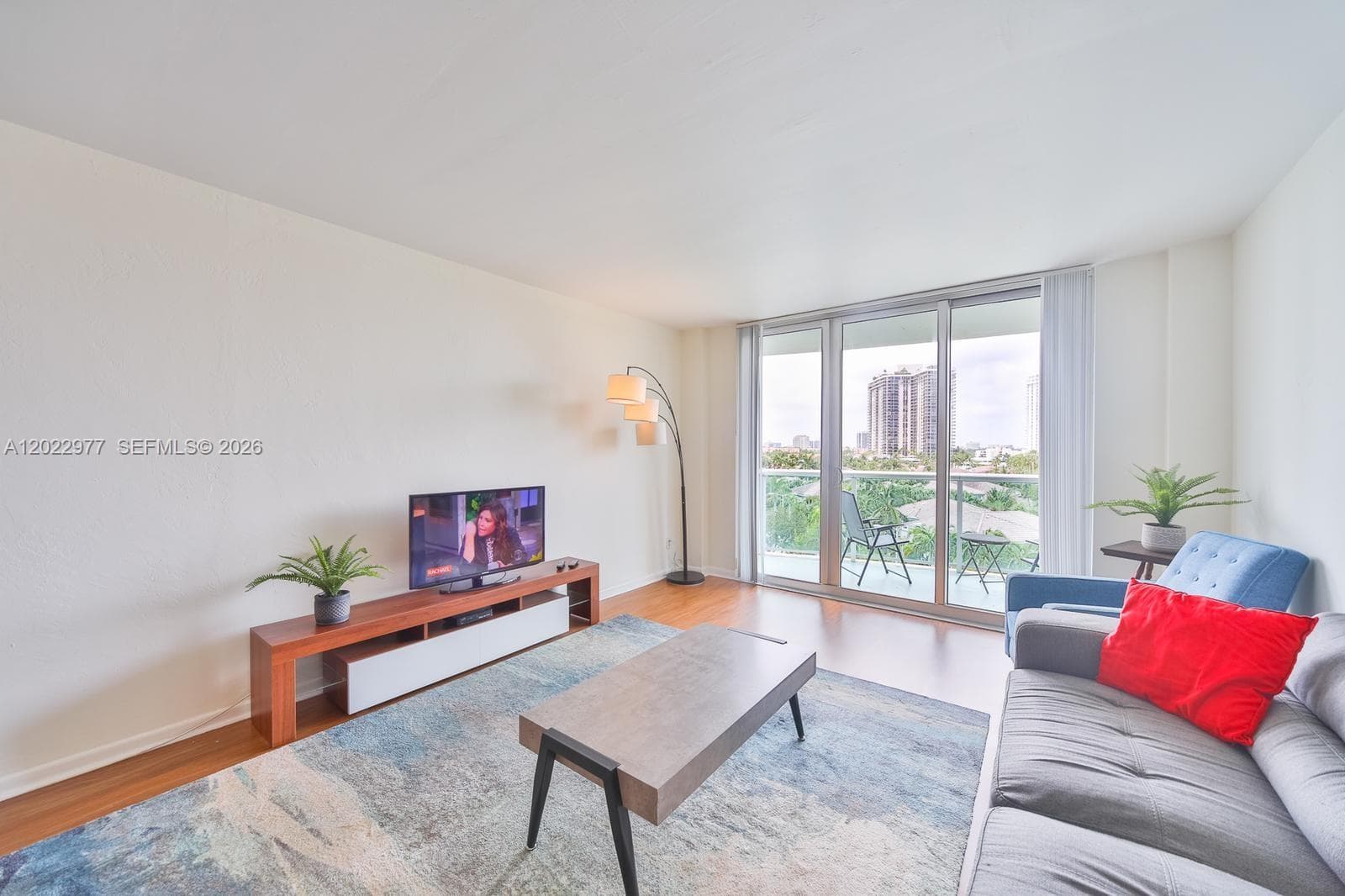Condominium at 19370 Collins Ave # 622, Sunny Isles Beach FL 33160