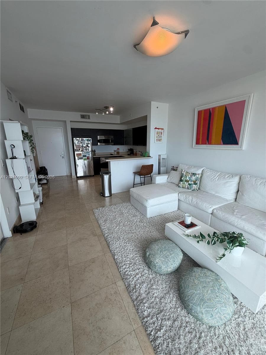 Condominium at 90 SW 3rd St # 1811, Miami FL 33130