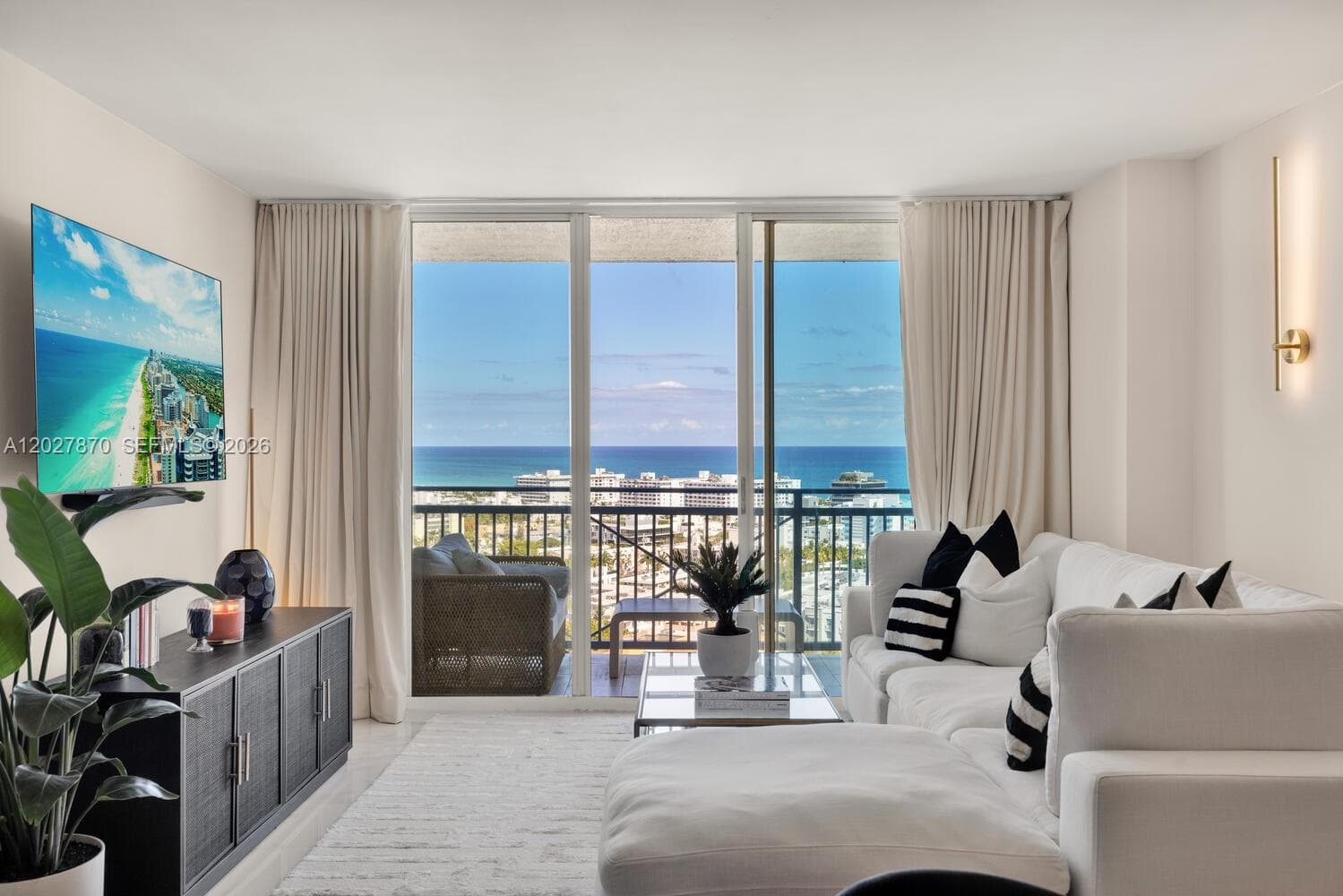 Condominium at 90 Alton Rd # 2207, Miami Beach FL 33139