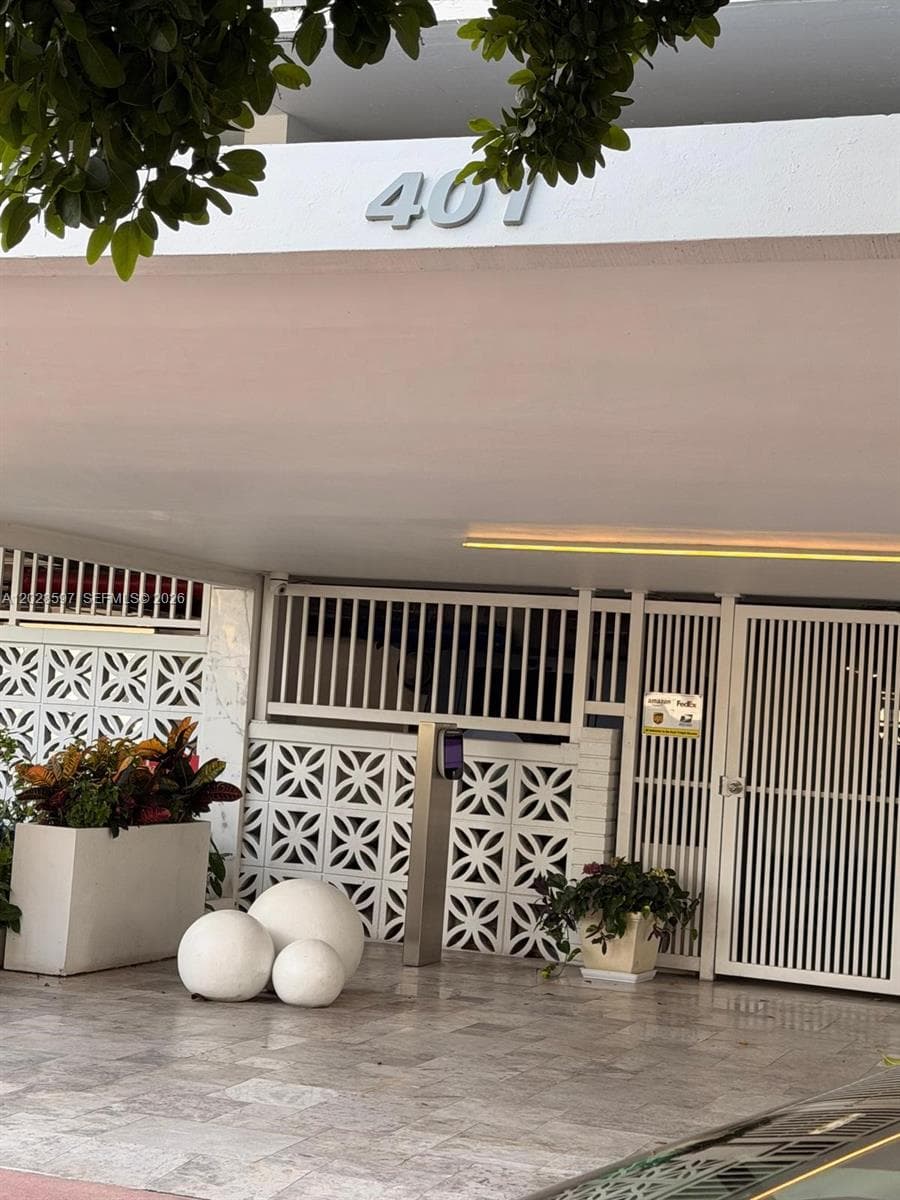 Condominium at 401 Ocean Dr # 224, Miami Beach FL 33139