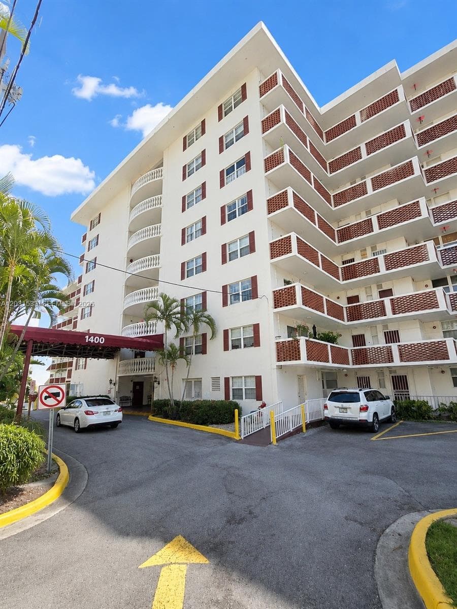 Condominium at 3660 NE 166th St # 805, North Miami Beach FL 33160