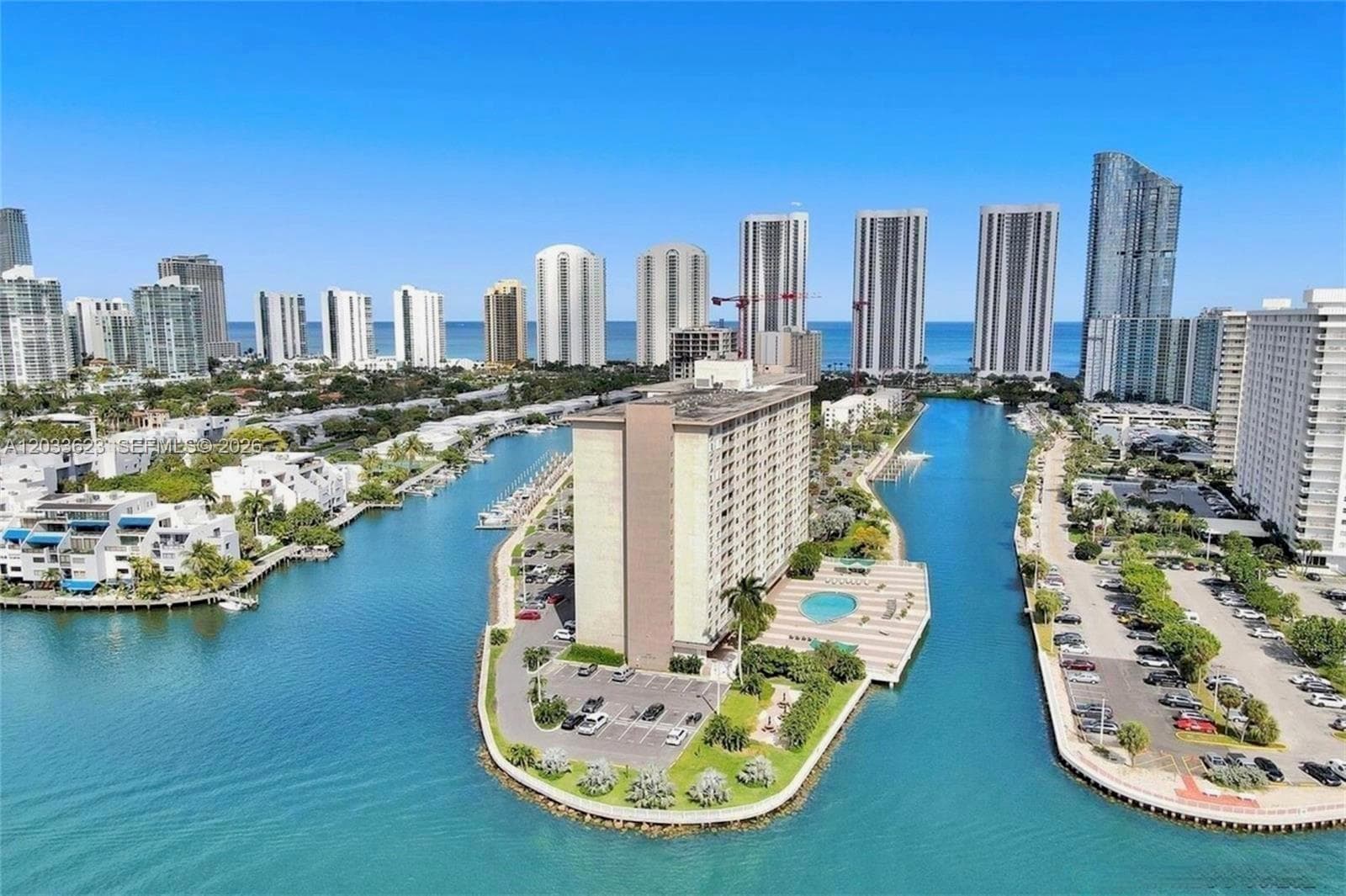 Condominium at 400 Kings Point Dr # 928, Sunny Isles Beach FL 33160